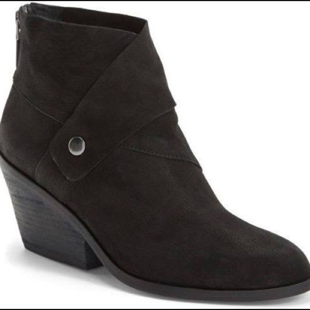 Black Eileen Fisher Ankle Booties